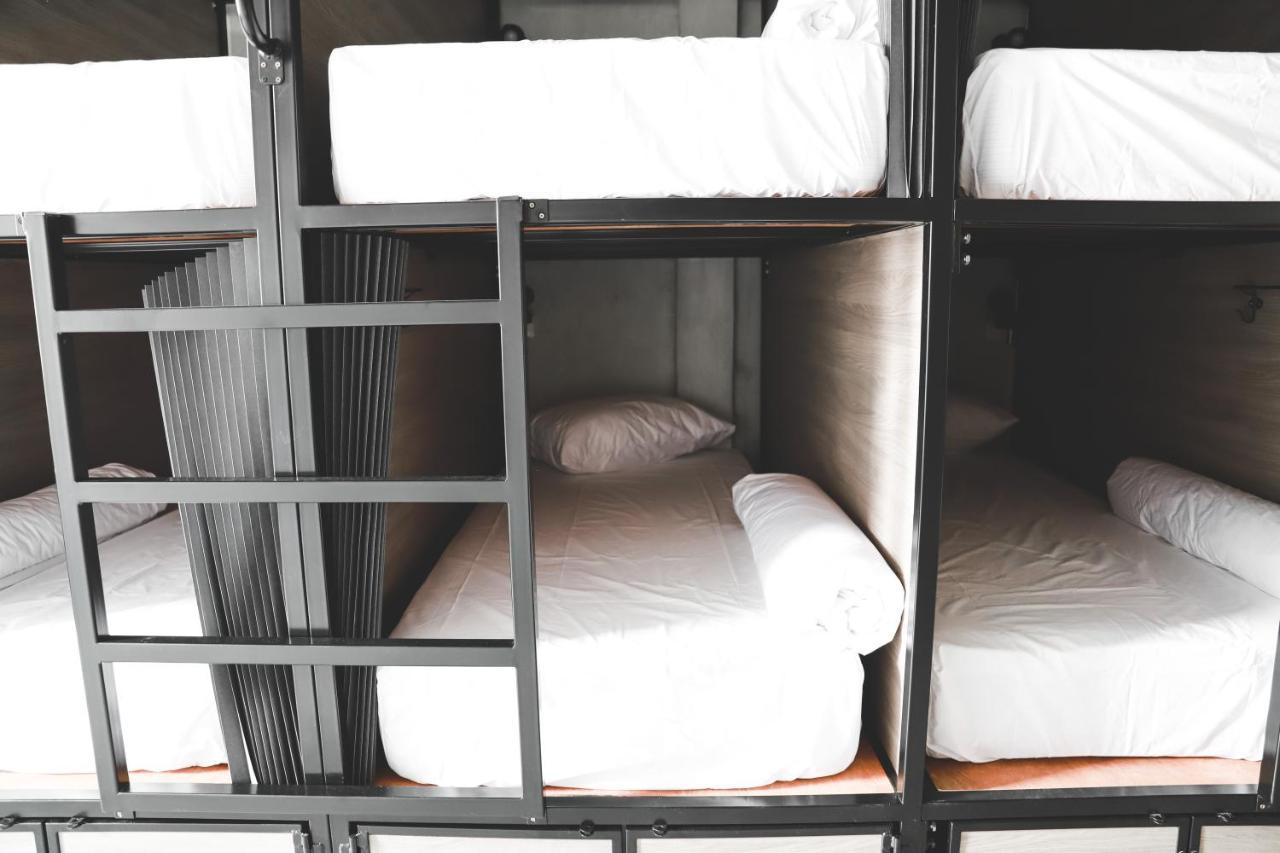 The Cube Hostel Khaosan Bangkok Exterior foto